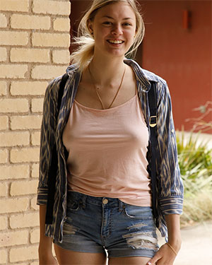 Amber Moore Christian Campus Review Zishy