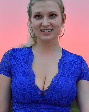 Emily Busty In The Sunset