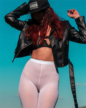 Jeny Smith White Pantyhose In Nature
