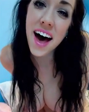 Kayla Kiss Your Online Secret Girlfriend Video