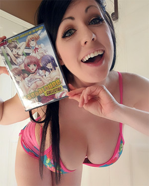 Kayla Kiss Loves Anime Nudes