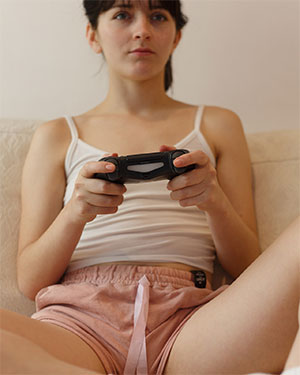 Luci Pineda Puppy Maxxing Zishy