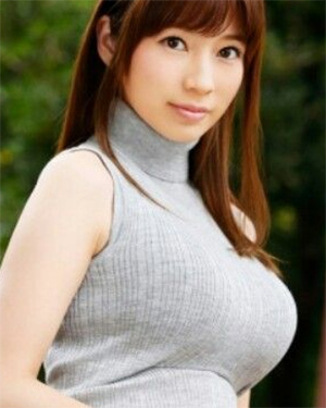 Saki Okuda Busty Asian Beauty