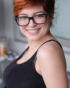 Tessa Fowler home diary candids