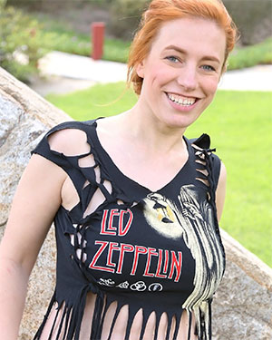 Titania Naked In The Park Cosmid