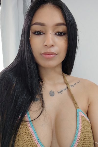 Alexa Belluci My Portraits Watch4Beauty