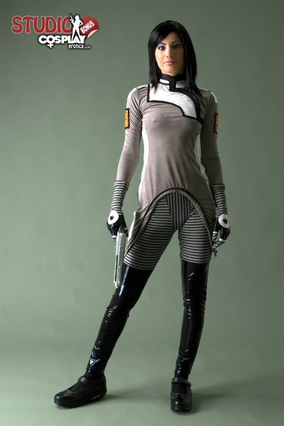 Alila Nude Captain Cosplay