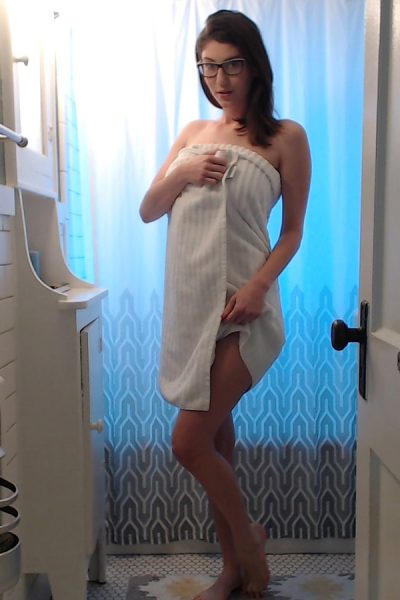 Amber Hahn Lotion Up