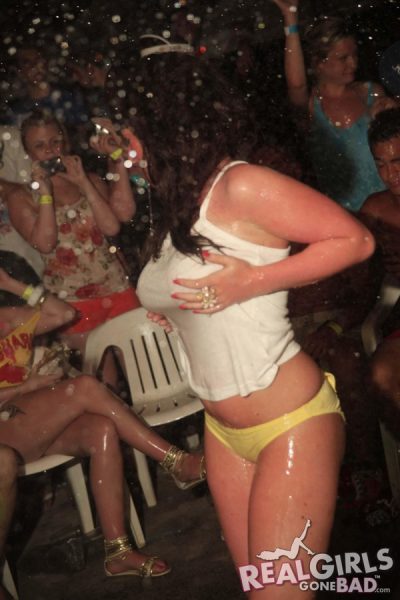 Big Boobs Wet Shirt