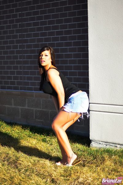 Briana Lee