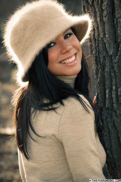 Destiny Moody Gives You Wood This Years Model