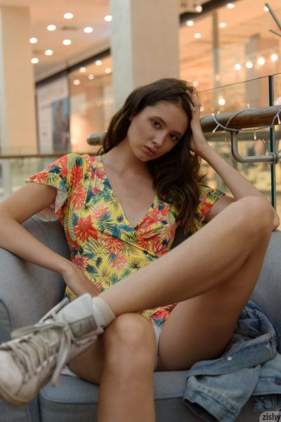 Disha Yudina Roommate Can Model Zishy