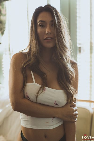 Eva Lovia Retro Relaxation