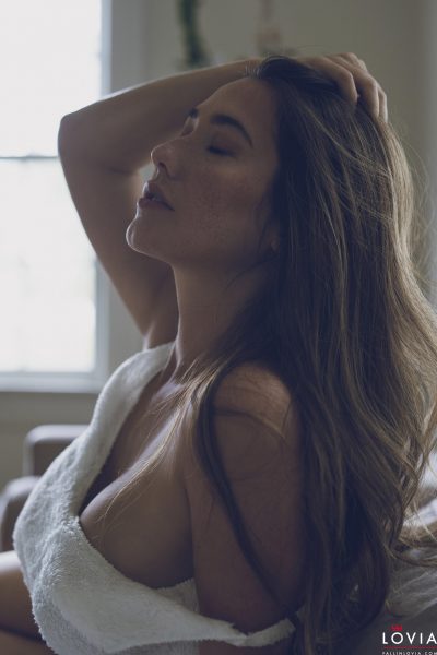 Eva Lovia Sofa
