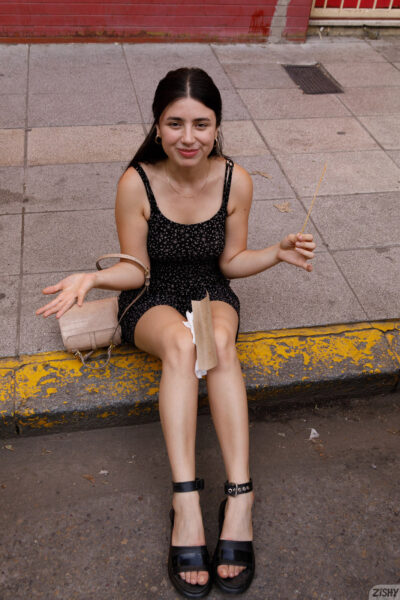 Franny Lagos Salchicha Bebe Zishy