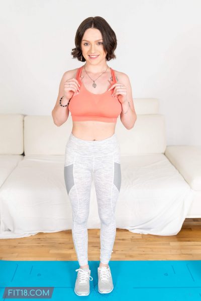 Gracie Gates Petite With Big Natural Tits Fit 18