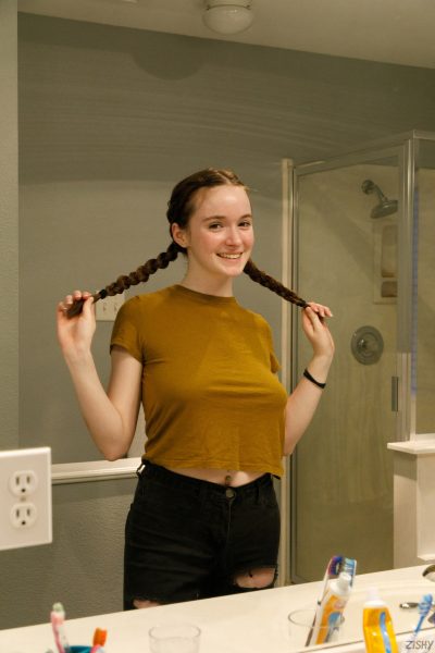 Hazel Moore In The Burbs Zishy