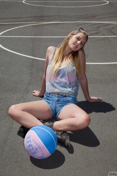 Holly Benson Brentwood Ballin Zishy