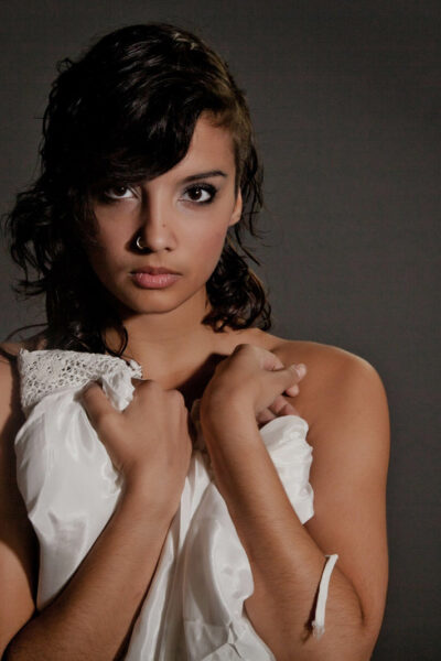 Indian Babe Shanaya Elegant Indian Beauty