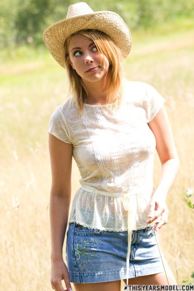 Jana Meet Jana This Years Model