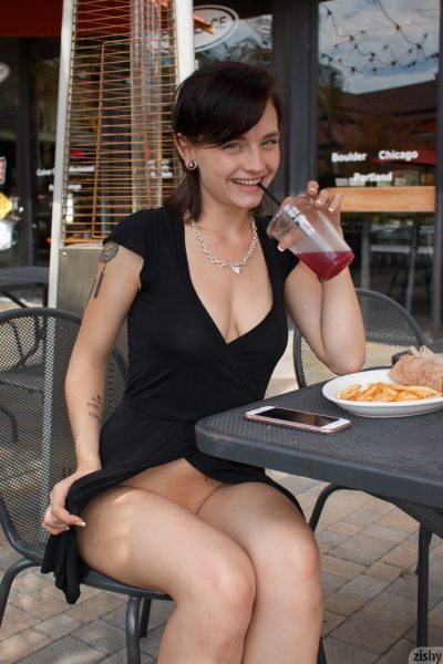 Kai Marley Public Flashing Zishy