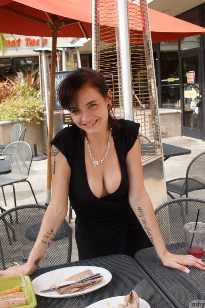 Kai Marley Public Flashing Zishy