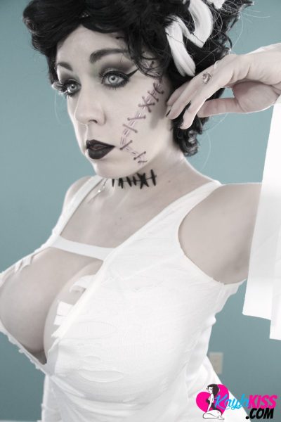 Kayla Kiss Bride of Frankenstein