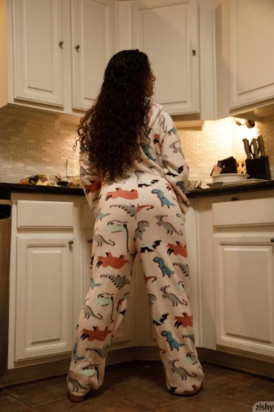Lana Lovelace Christmas Cooch Zishy