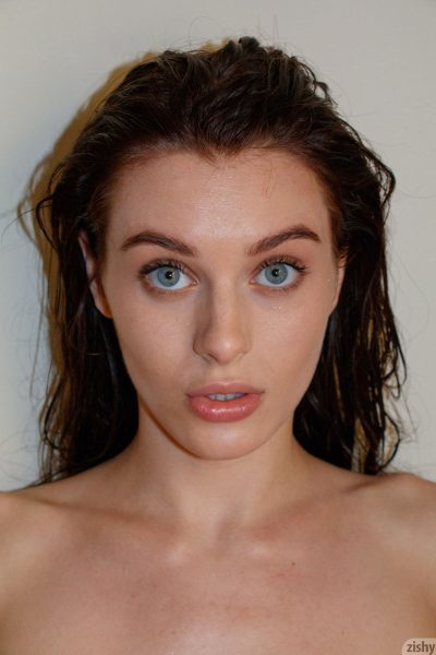 Lana Rhoades Showering Zishy