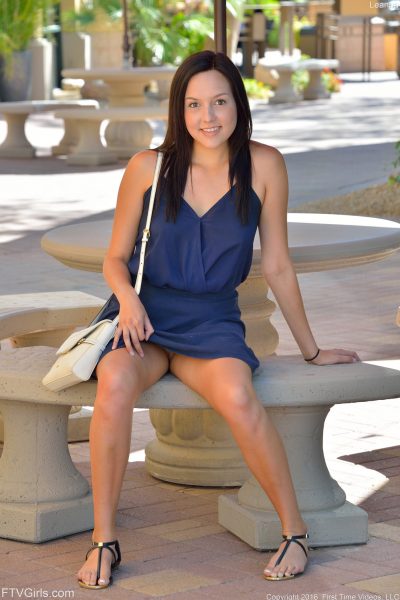 Leanna FTV Flashing At The Mall