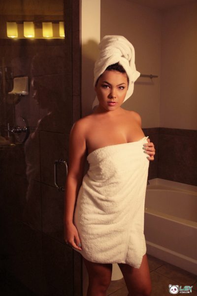 Lex Nai Two Towels