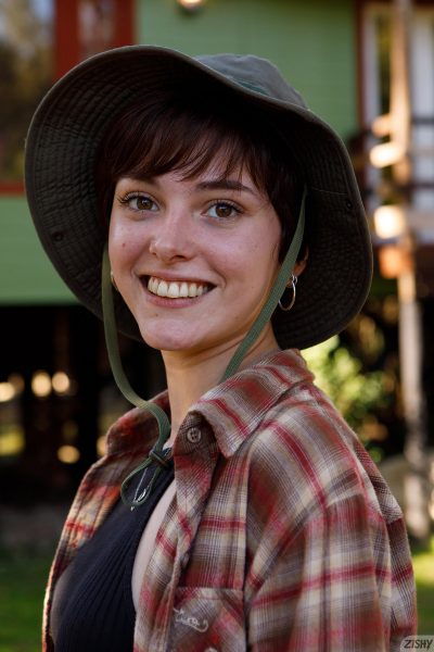 Miquela Dezza Nice Trips 1 Zishy