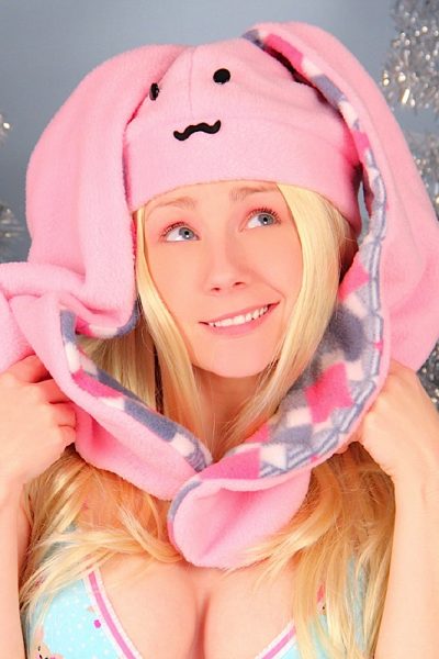 Pattycake Snowbunny