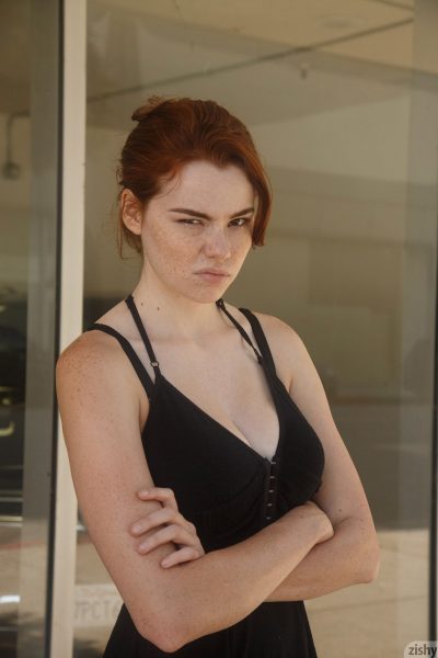 Sabrina Lynn Freckles and Boobs Zishy