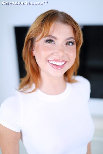 Stella Luxx Beautiful Redhead Fashion Model Sucks Fuck And Swallows Amateur Allure