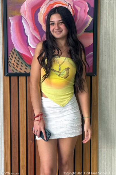 Vanesa Her Short Skirt FTV Girls